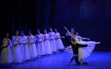 Emocione të jashtëzakonshme në skenën e TKOB-së, kryevepra e baletit klasik vlerësohet maksmalisht nga artëdashësit - travelBIZ