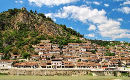 Kumbaro: “The Times” promovon Shqipërine për traditat, kulinarinë e natyrën e mrekullueshme - travelBIZ