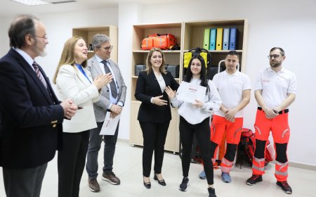 Certifikohen 30 rojet e para bregdetare, Kumbaro: Operatorët që s’kanë vrojtues plazhi u hiqet licenca - travelBIZ