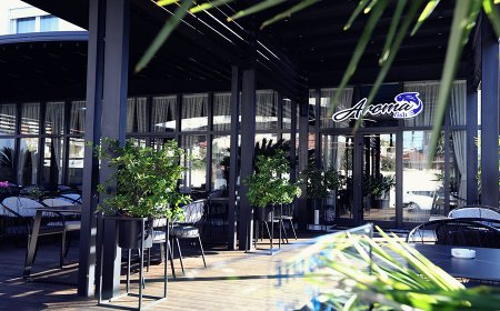 Shije Deti në zemër të Shkodrës: Njihuni me restorantin ku ndërthuren Specialitetet e Mesdheut me Aromat Lokale dhe Ndikimet Aziatike