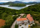 Bujtina Rragam, aty ku qetësia bëhet destinacion! - TravelBIZ